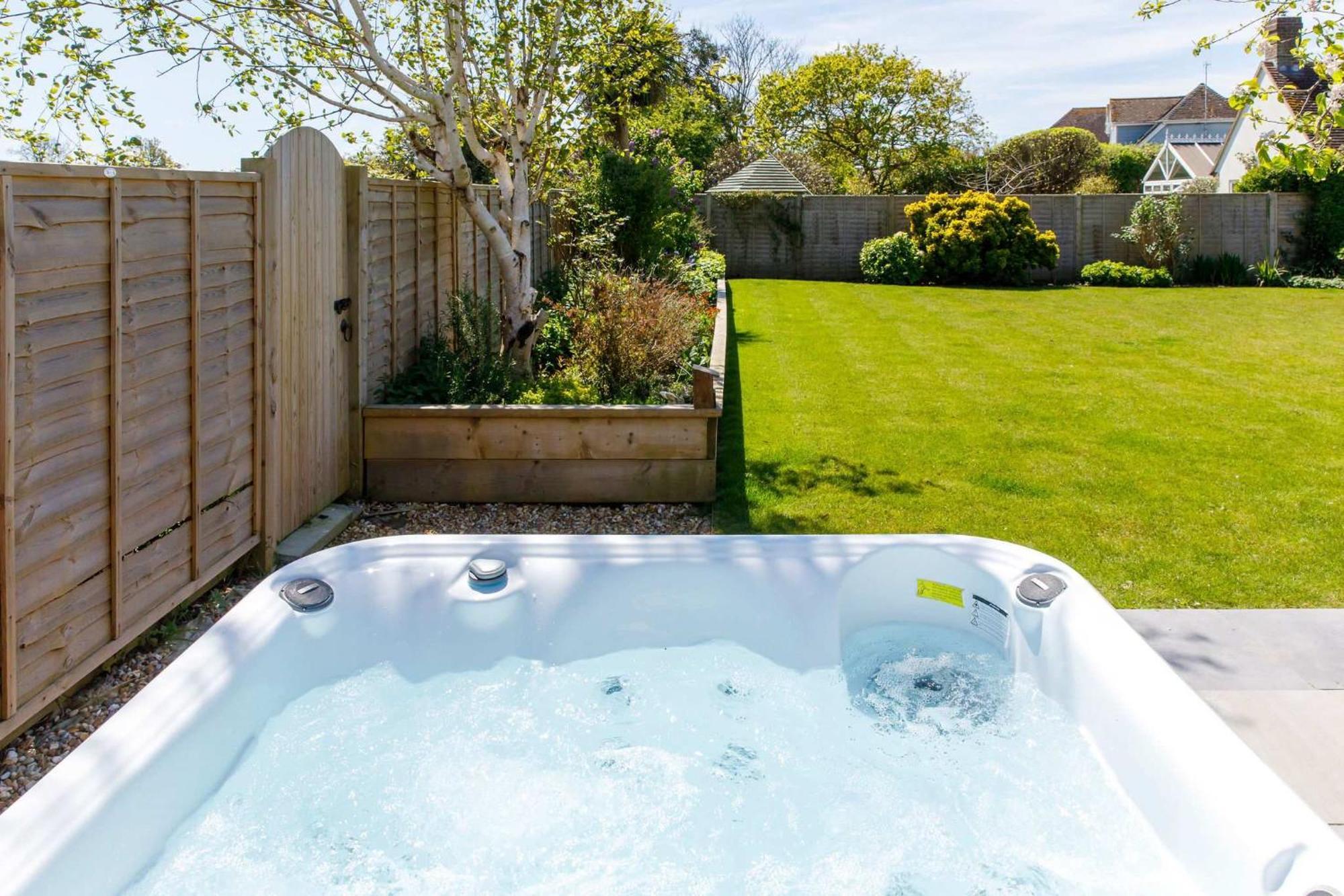 Spacious Home For 8 In Witterings - Walk To Beach East Wittering Exterior foto